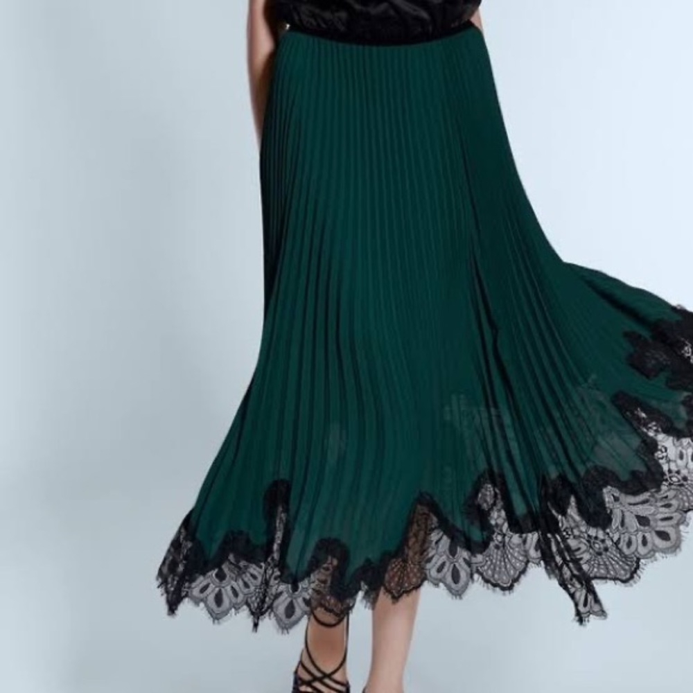Zara skirt - Picture 1 of 4